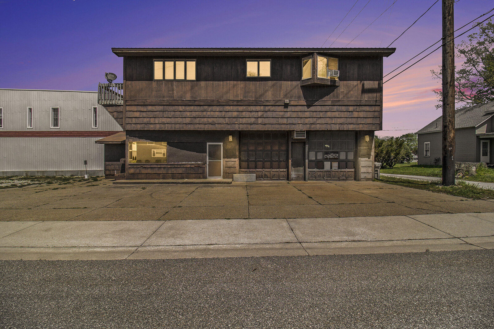 Property Photo:  929 S Washington Avenue  MI 49431 