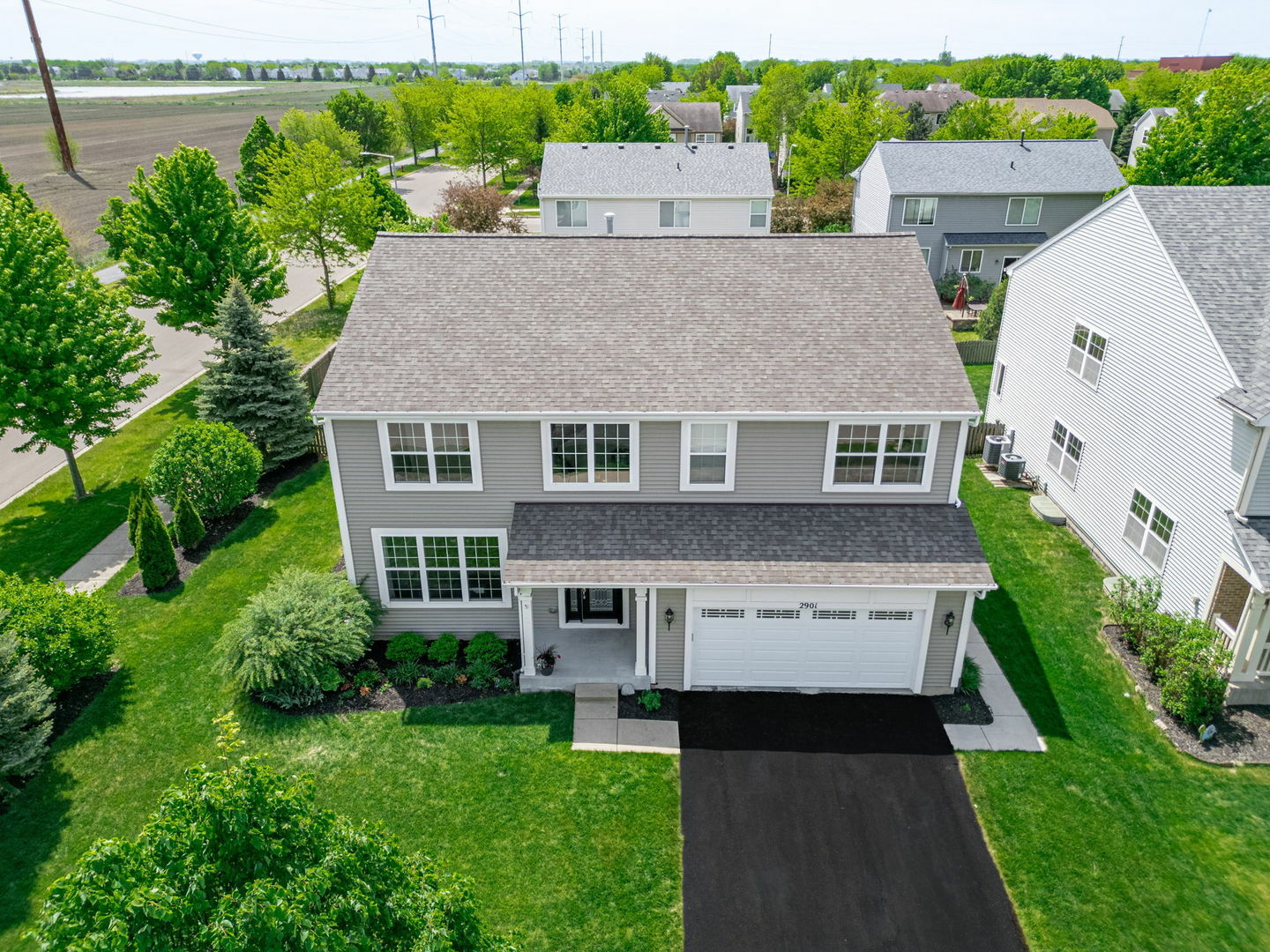 Property Photo: 2901 Shetland Lane IL 60538