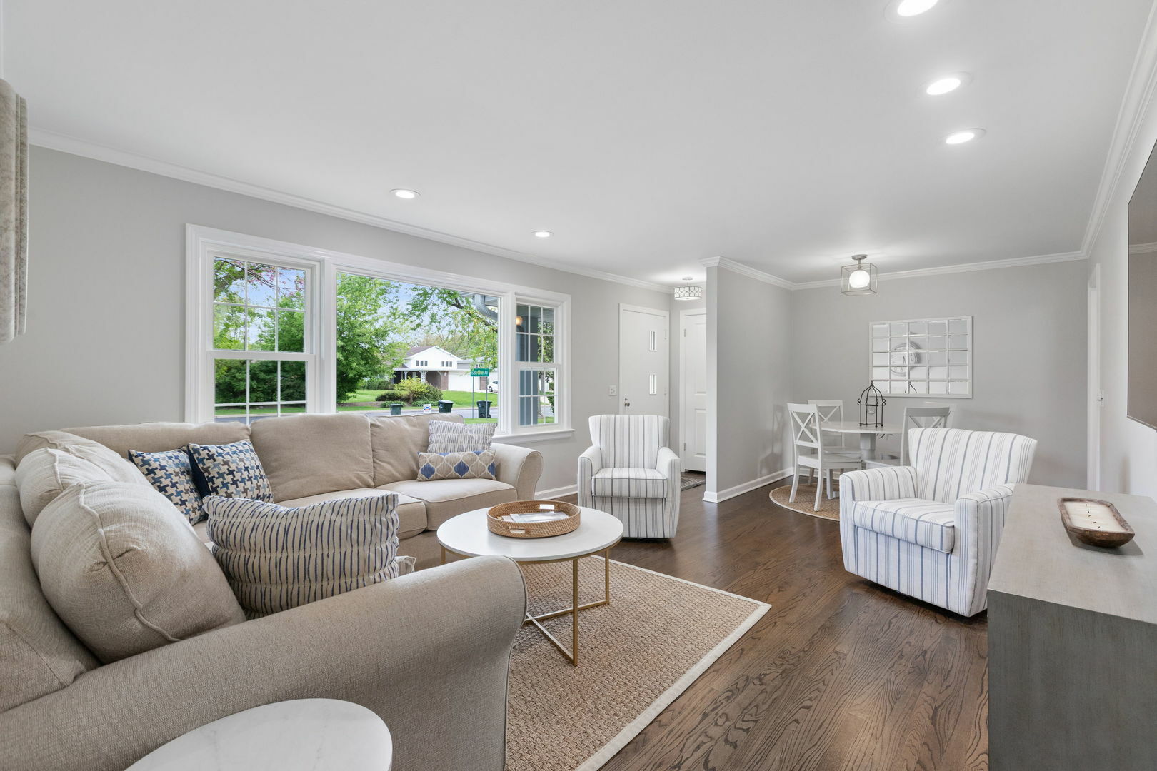 Property Photo: 1416 Sunset Ridge Road IL 60025
