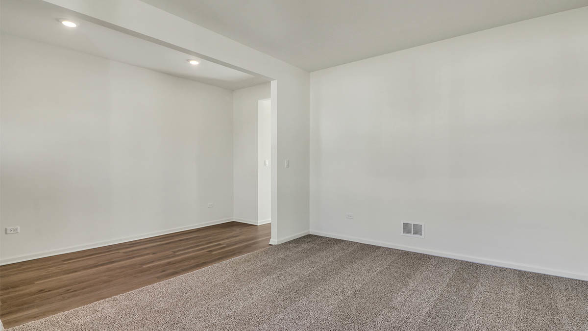Property Photo: 2323 Hirsch Road IL 60543