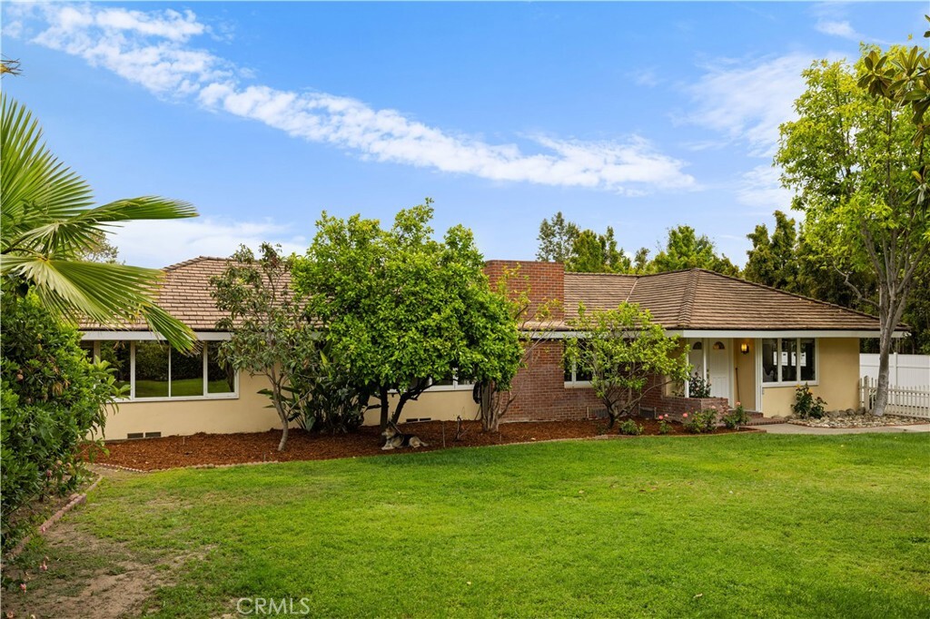 Property Photo:  1212 Oakwood Dr  CA 91006 