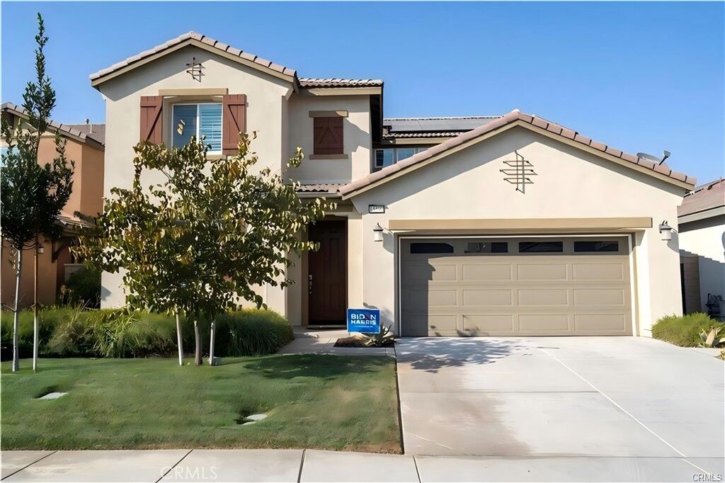 Property Photo: 15590 Pumpkin Place CA 92336