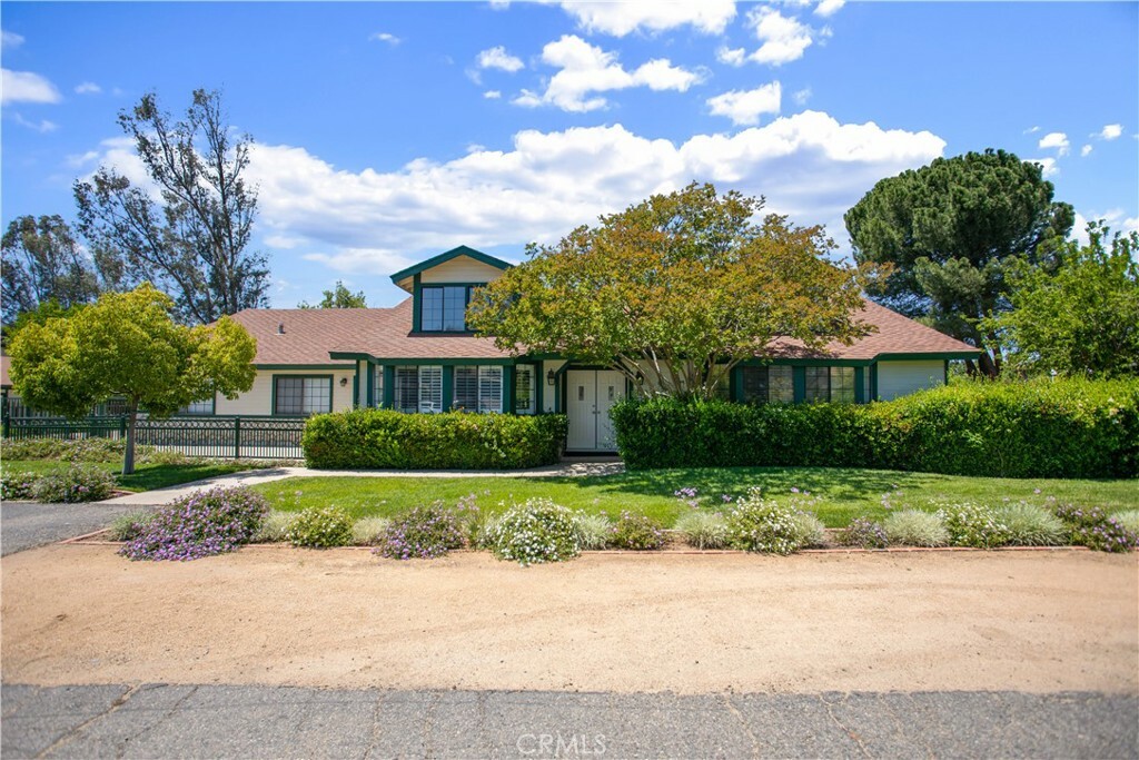 32045 Deseret  Wildomar CA 92595 photo