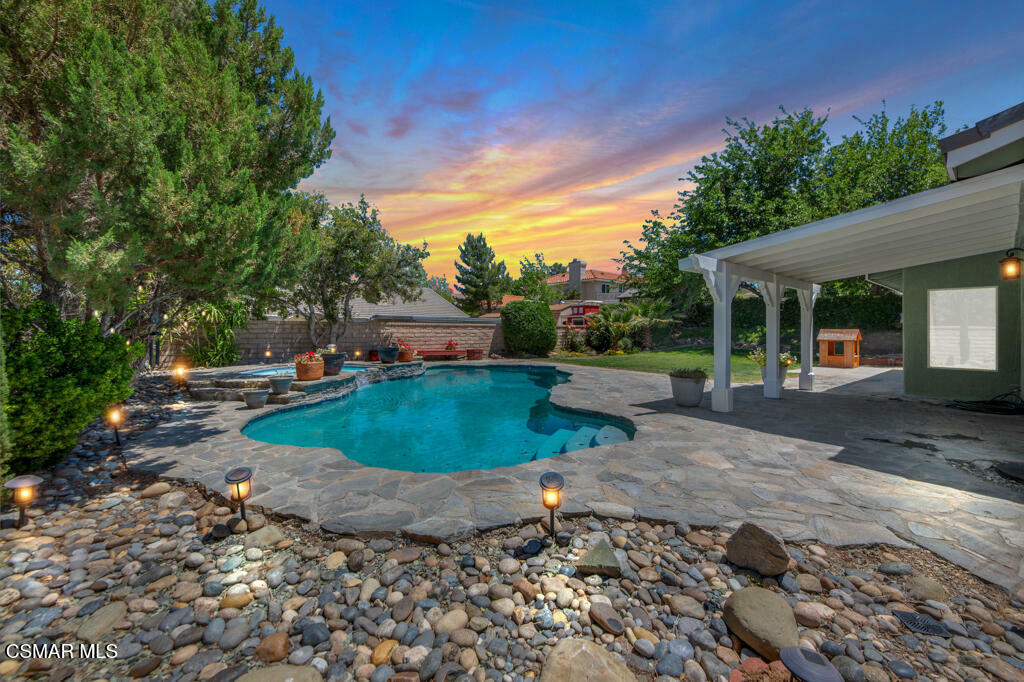 Property Photo:  41304 Maple Street  CA 93551 
