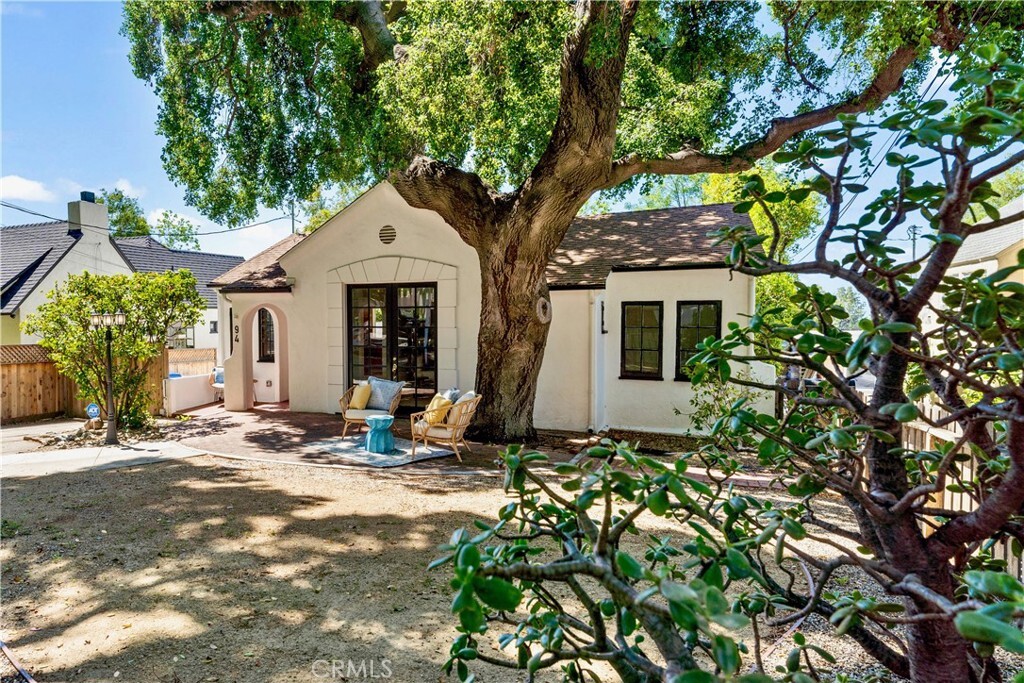 Property Photo: 94 E Highland Avenue CA 91024