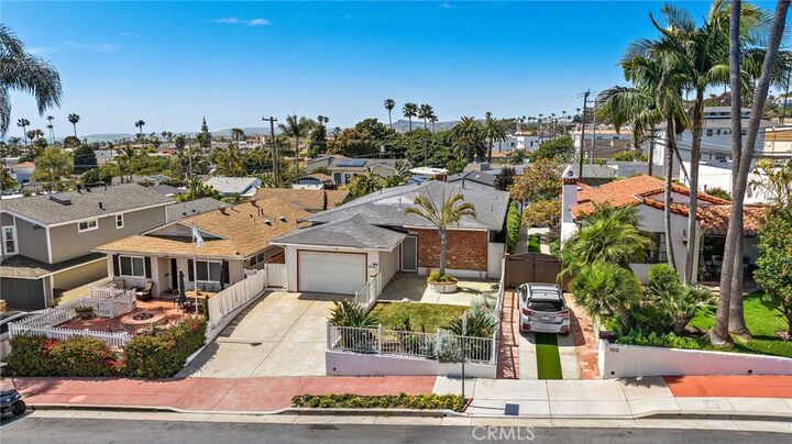 104 W Avenida Cadiz  San Clemente CA 92672 photo