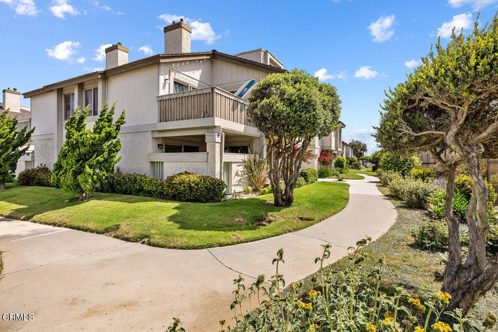 3107 Harbor Boulevard  Oxnard CA 93035 photo