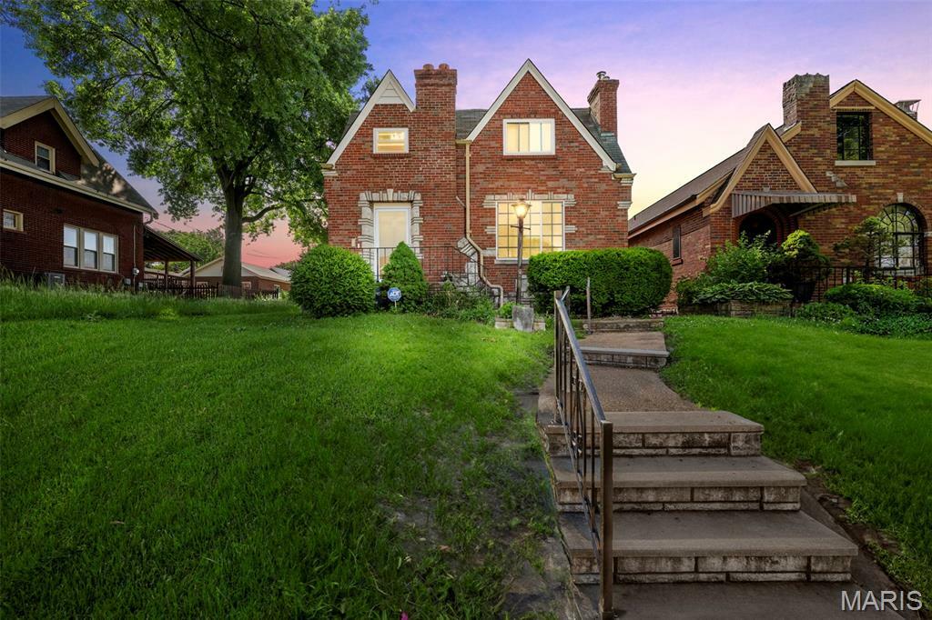 Property Photo: 6160 Tennessee Avenue MO 63111