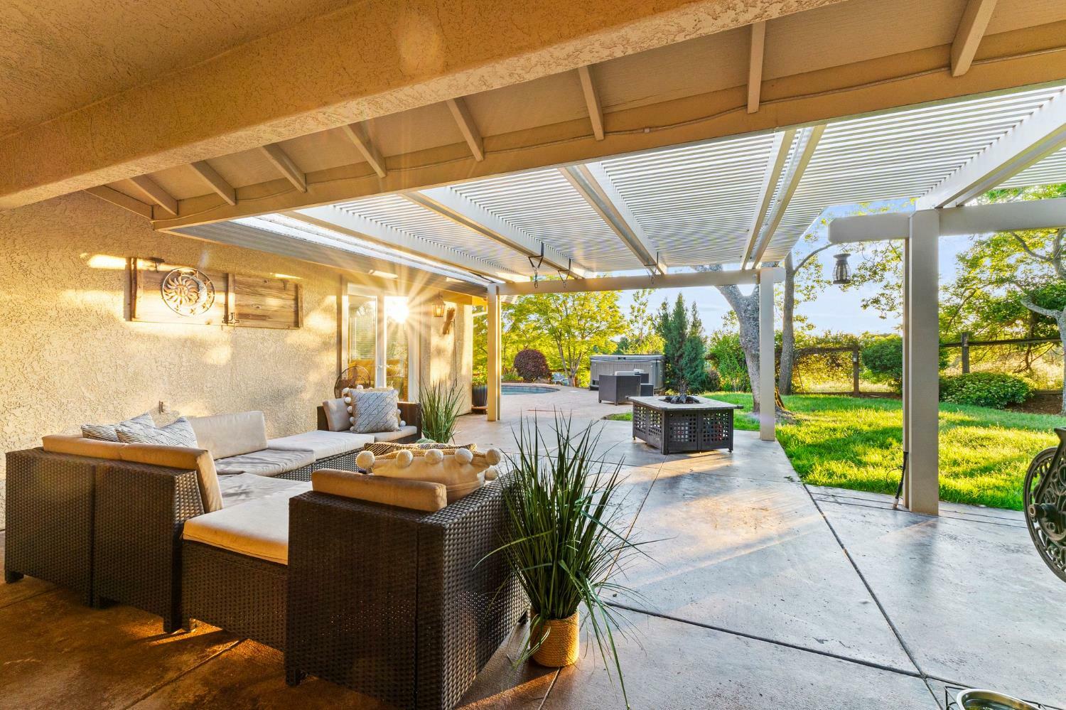 Property Photo: 2056 Ribier Way CA 95682