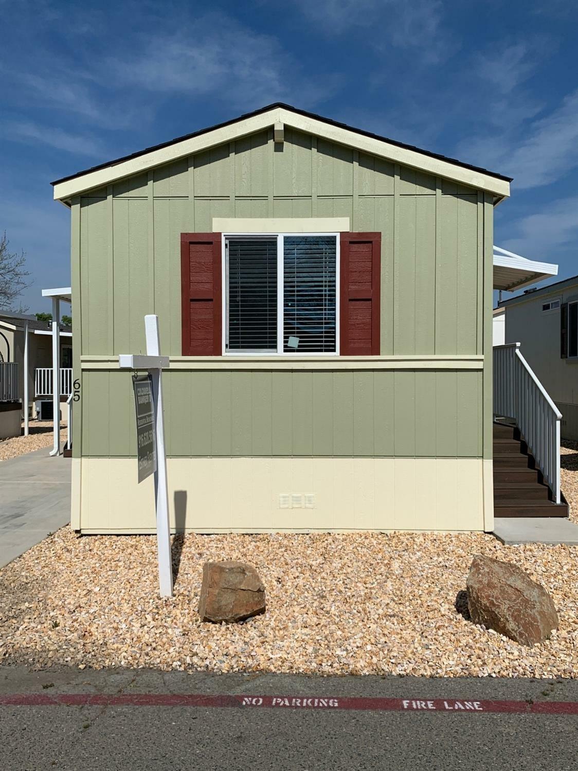 Property Photo: 152 O. St. 65 CA 95648