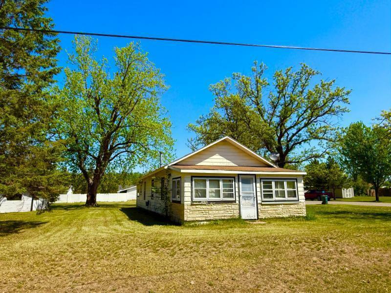 Property Photo: 65 6th Avenue S MN 56466