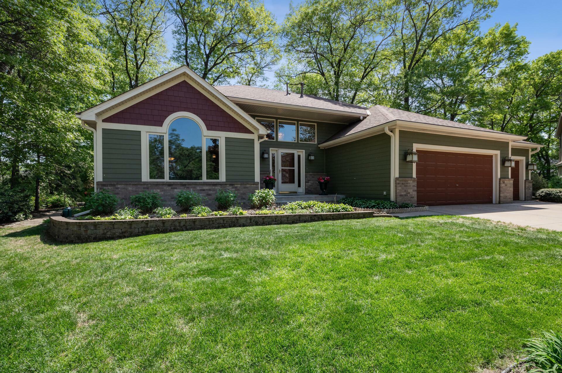 Property Photo:  146 White Pine Circle  MN 55014 