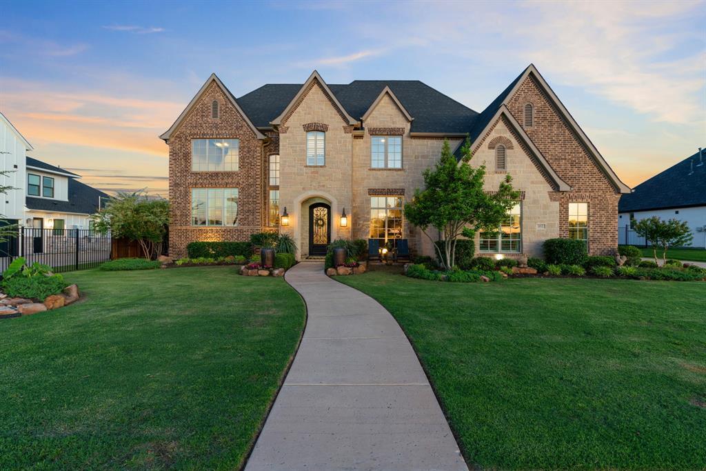 Property Photo: 412 Appaloosa Run TX 76226