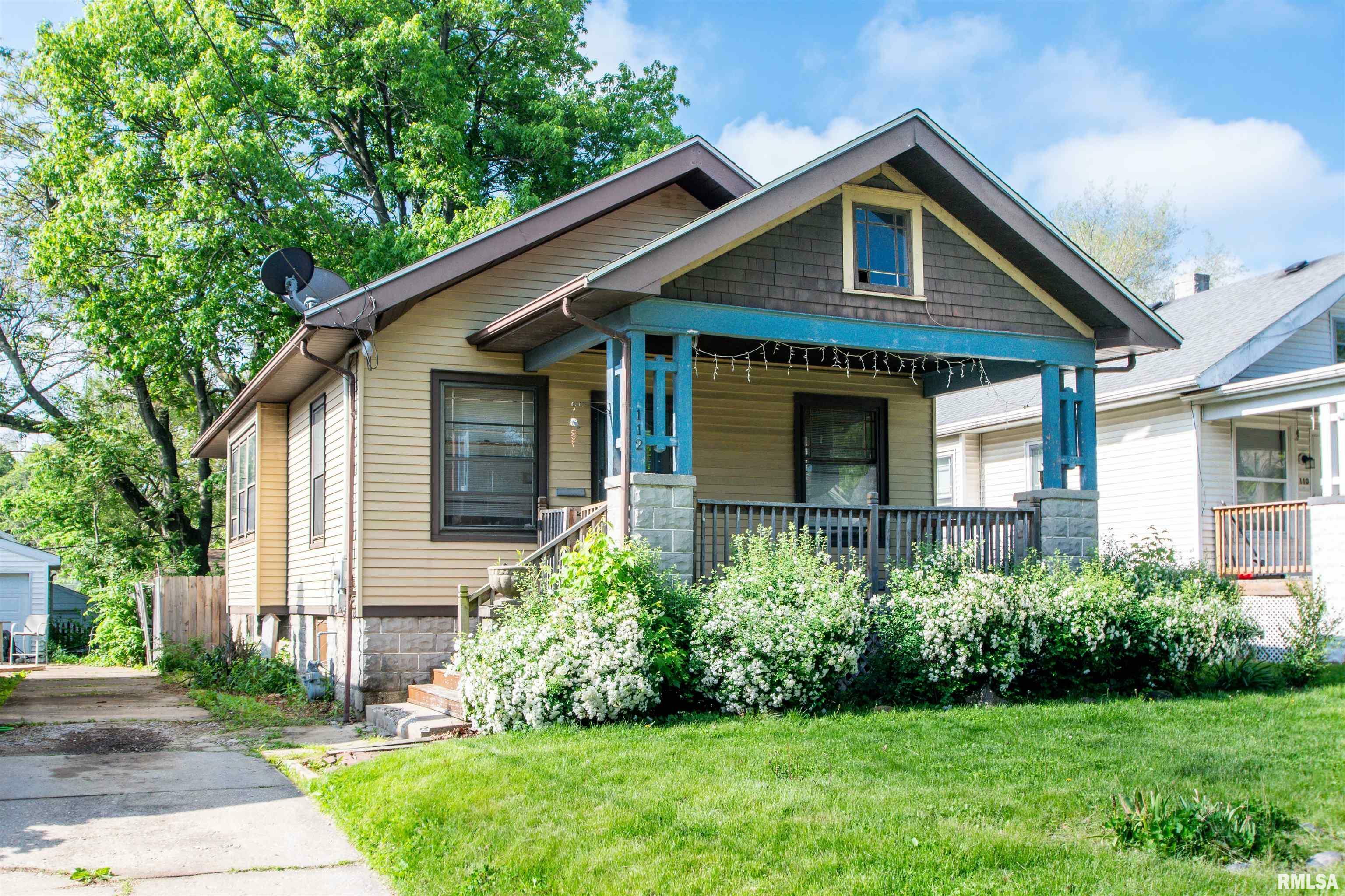 Property Photo: 112 E Gift Avenue IL 61603