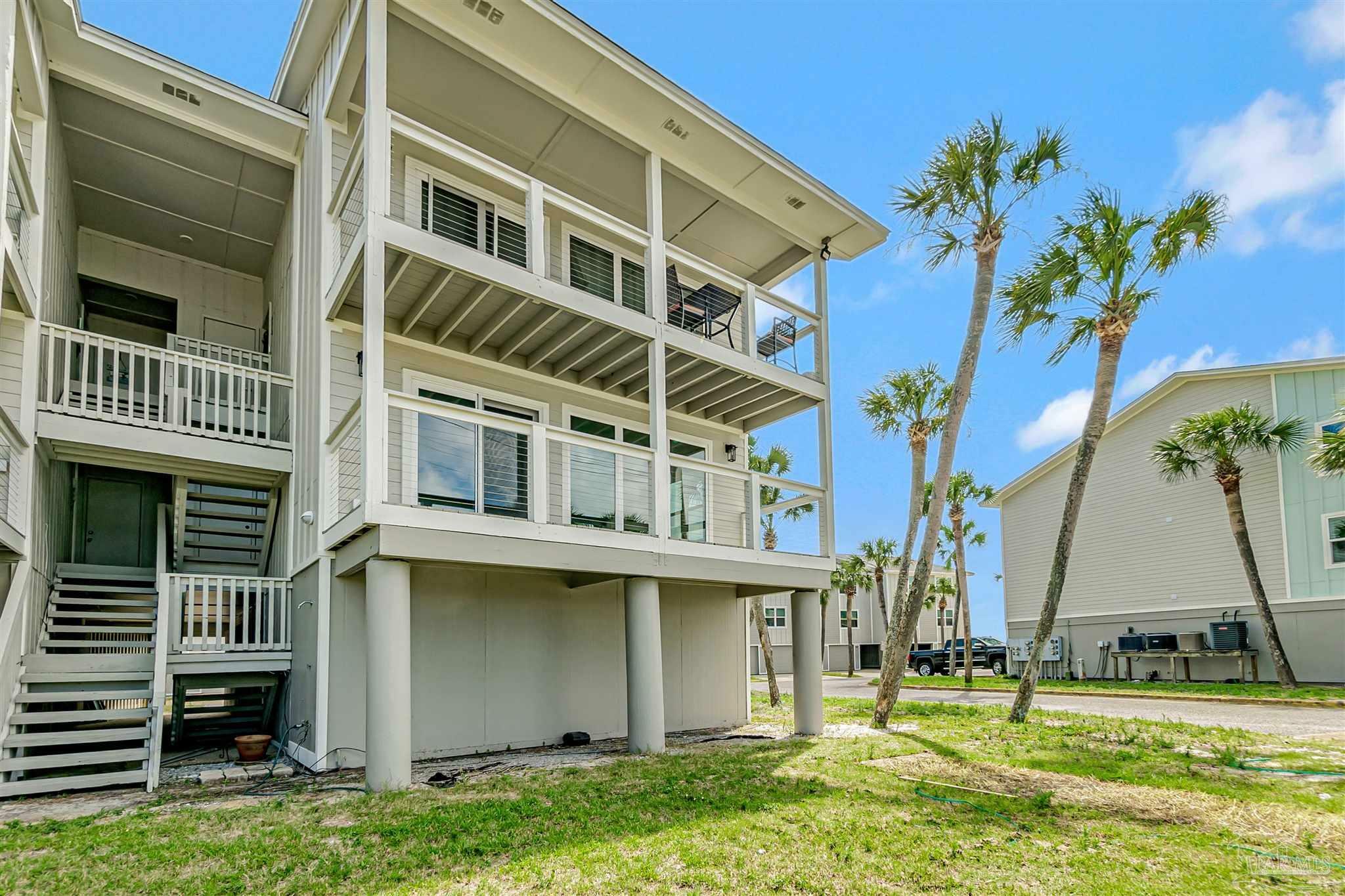 Property Photo: 200 Pensacola Beach Rd E2 FL 32561