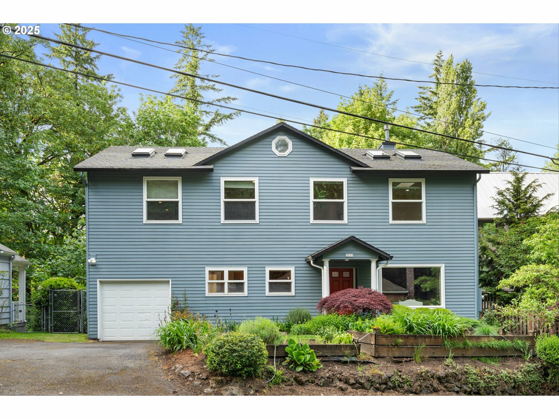 3715 SW Marquam Hill Rd  Portland OR 97239 photo