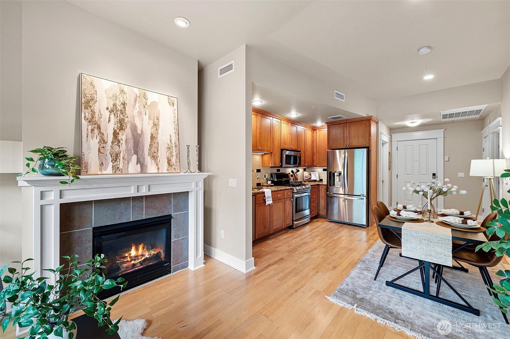 Property Photo: 708 Market Street 409 WA 98402