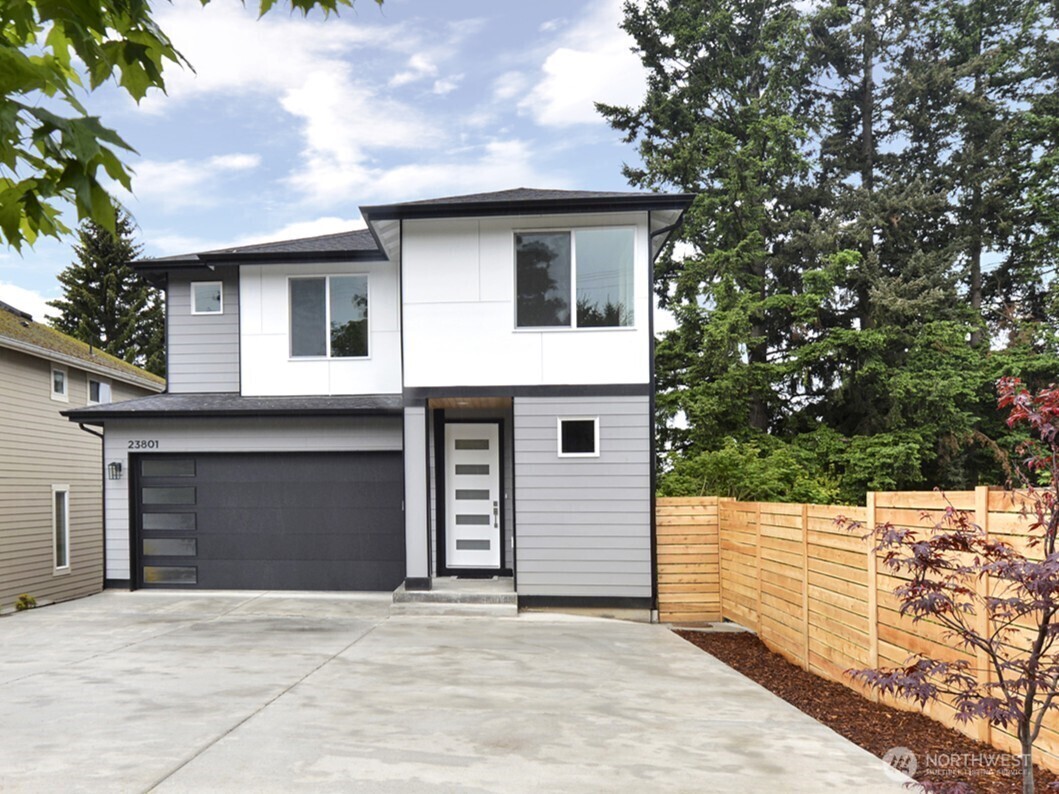 23801  100th Avenue SE  Kent WA 98031 photo