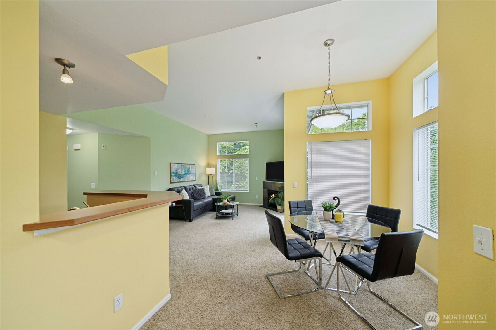 Property Photo: 21420 40th Place S F WA 98198