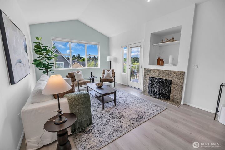 Property Photo:  2980 SW Raymond Street 301  WA 98126 