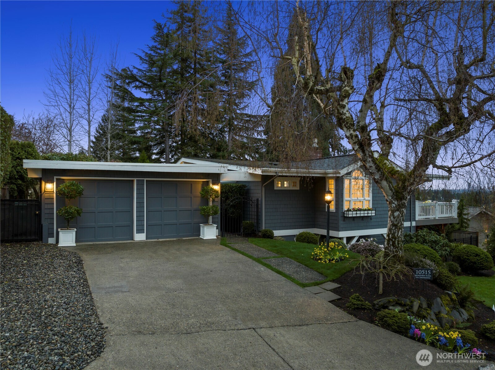 Property Photo: 10515 NE 48th Place WA 98033