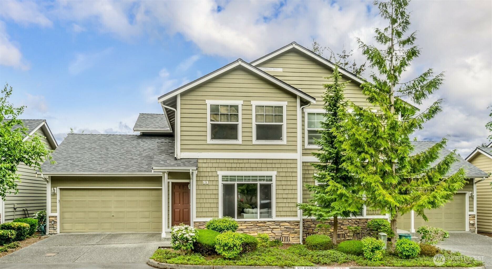 Property Photo: 5300 Glenwood Avenue S-1 WA 98203
