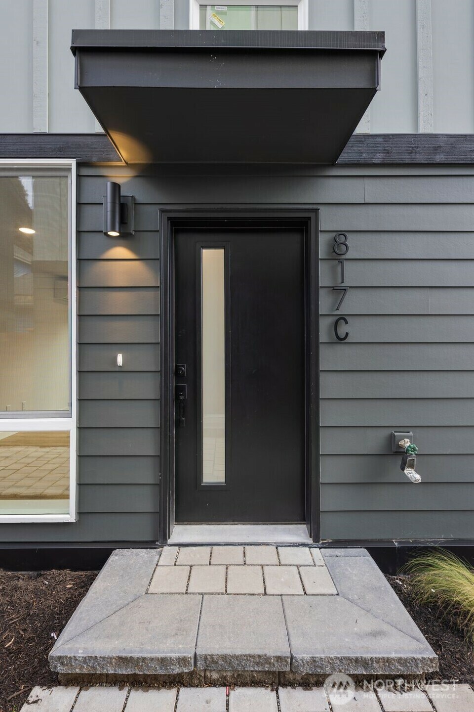 Property Photo: 817 C S Rose Street WA 98108