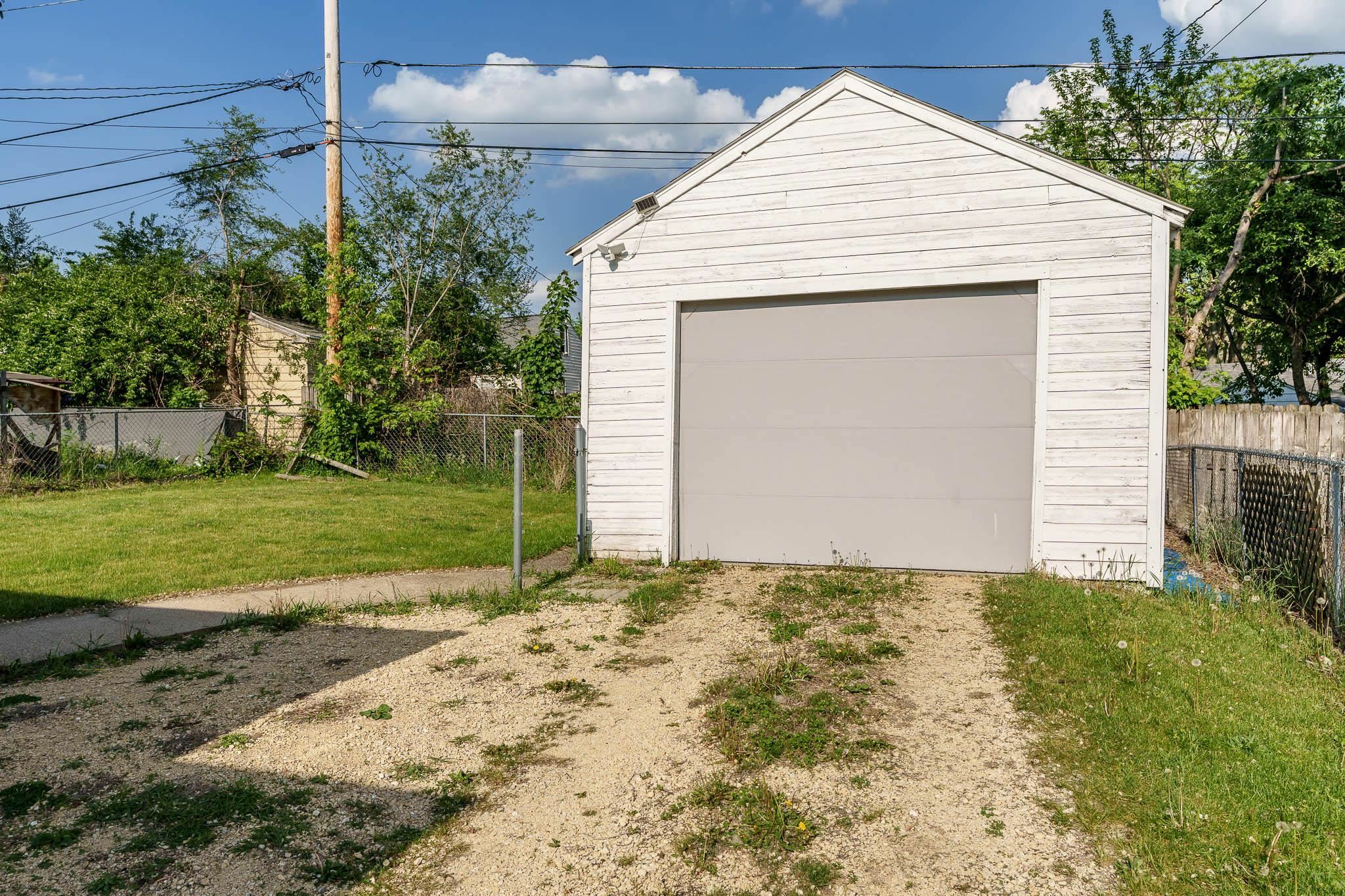 Property Photo: 3110 Horton Street IL 61109