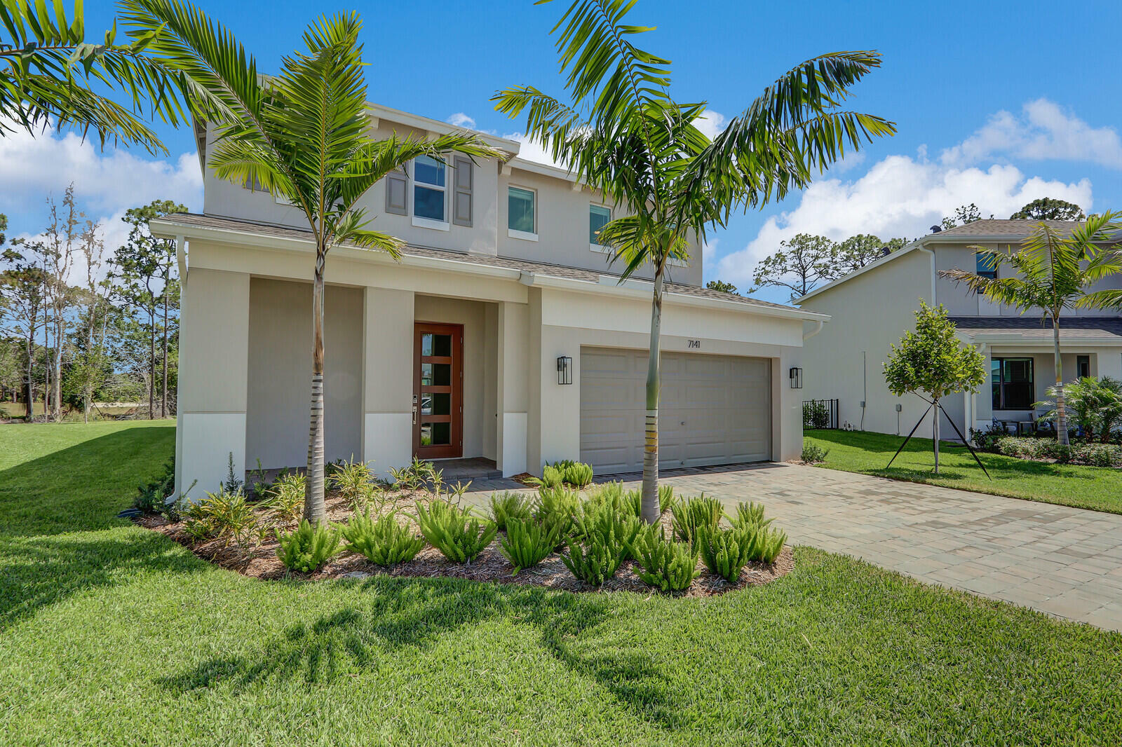 Property Photo: 7141 SE Park Trace Court FL 34997