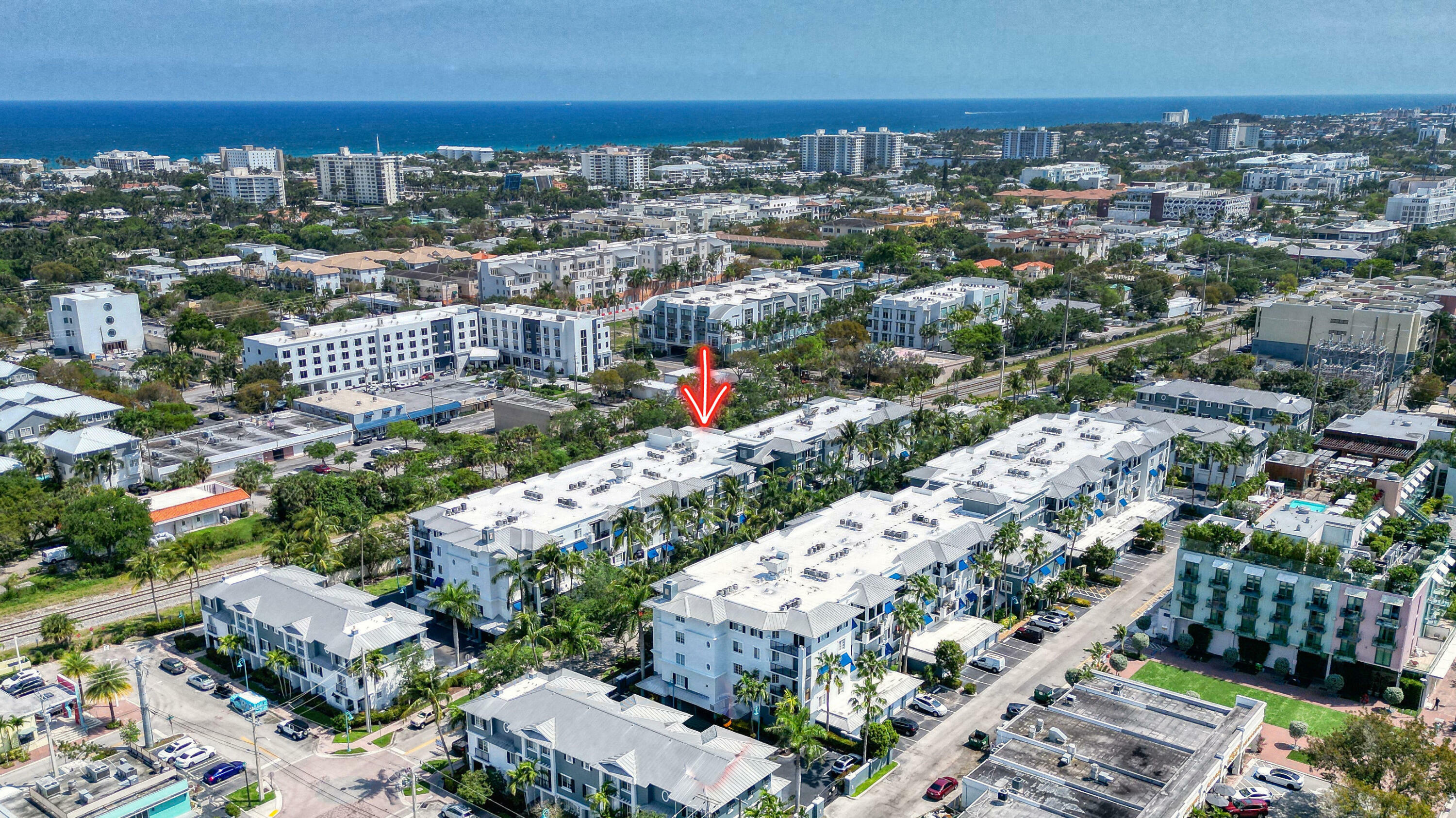 Property Photo: 255 NE 3rd Avenue 2-516 FL 33444