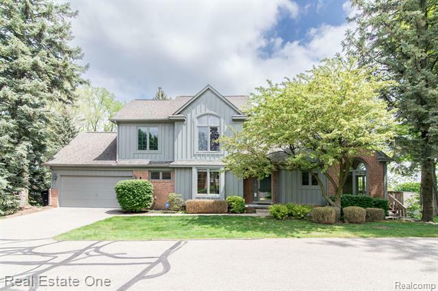 Property Photo: 28262 Burton Lane MI 48331