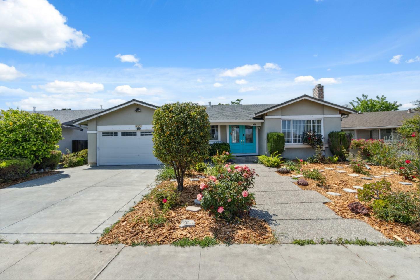 Property Photo: 5501 Shadowcrest Way CA 95123
