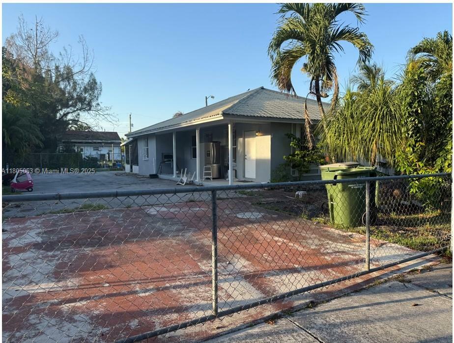 18761 SW 318th Ter  Homestead FL 33030 photo