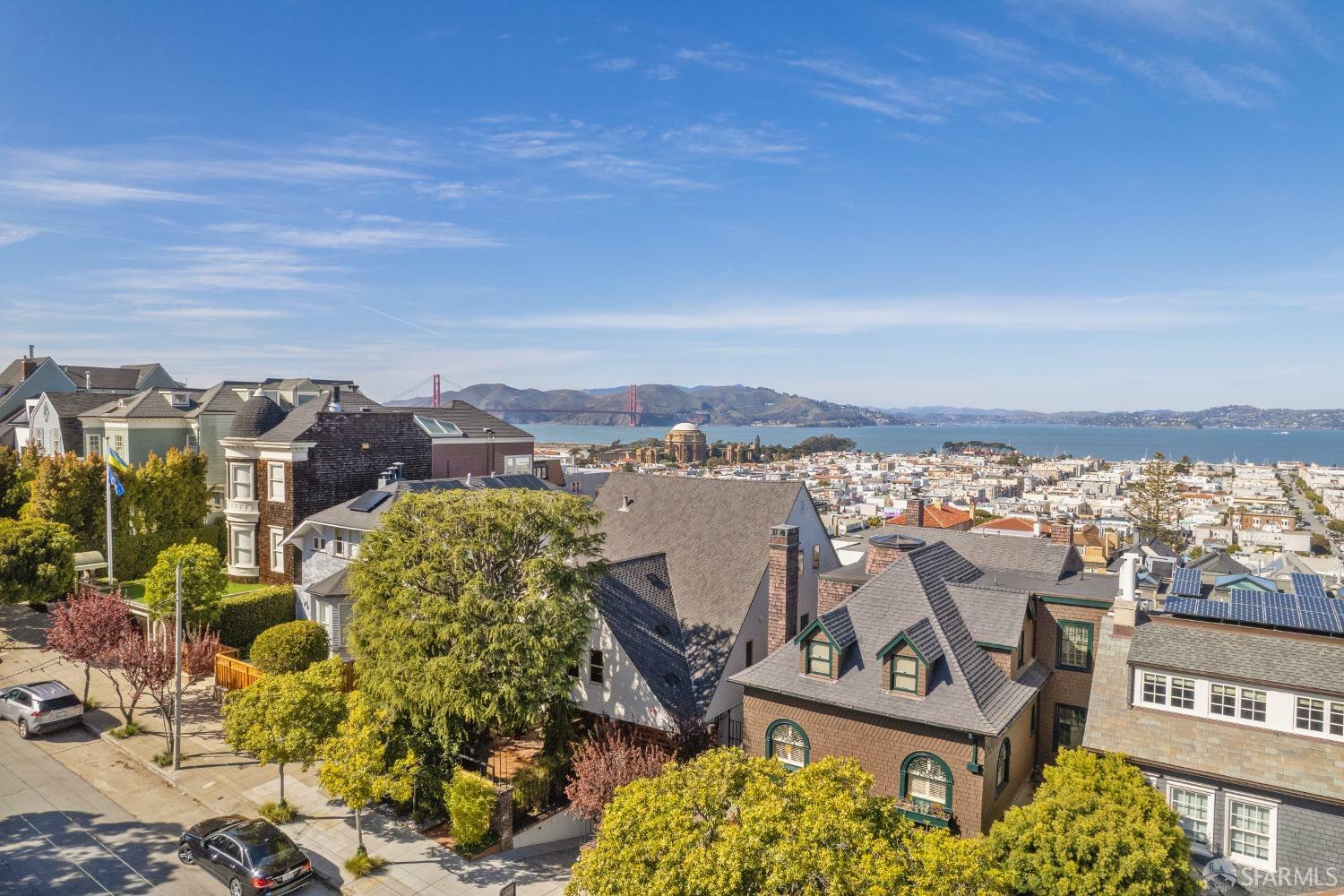 Property Photo: 2516 Union Street CA 94123