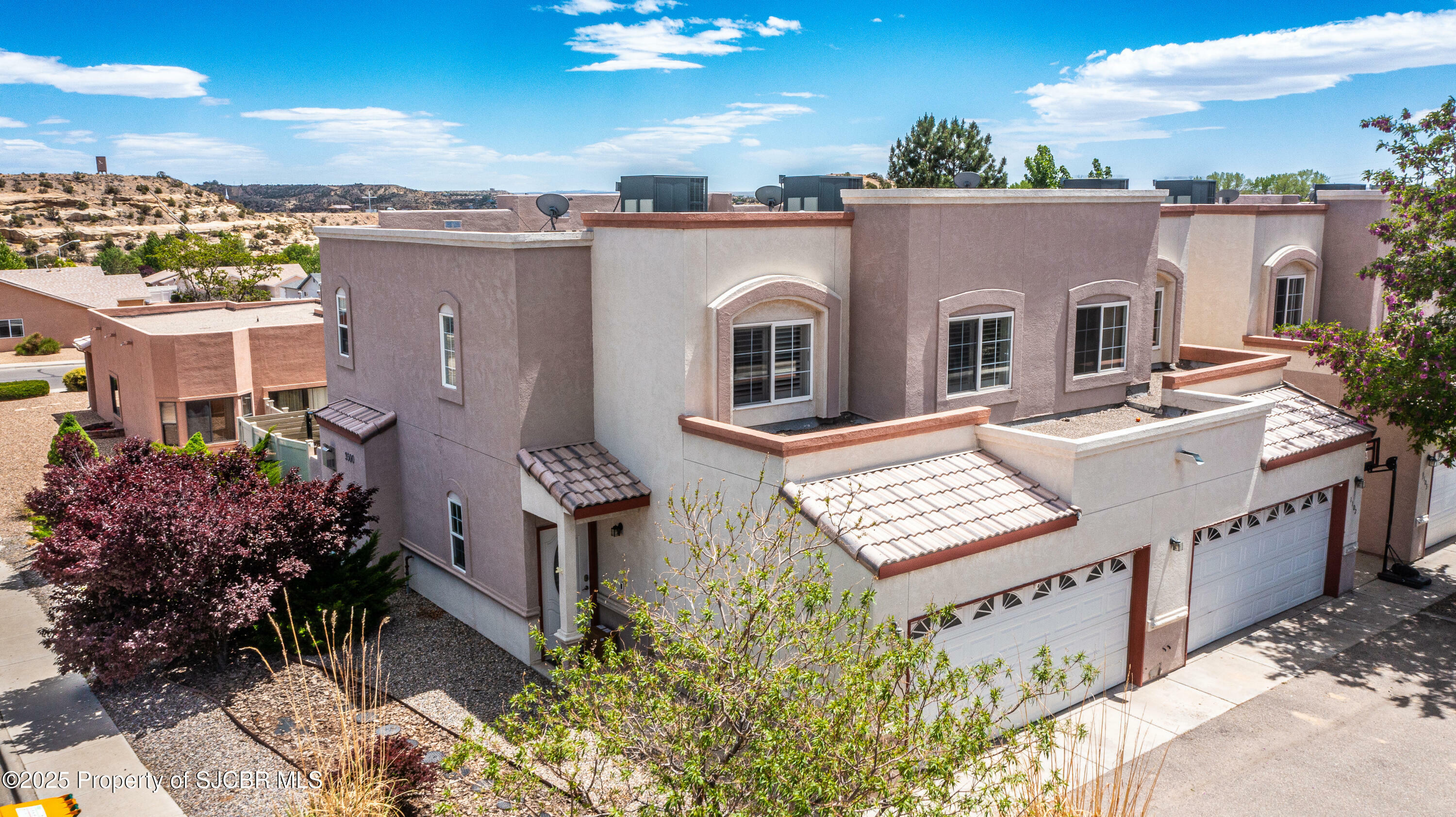 Property Photo: 3500 Victoria Way 1101 NM 87402