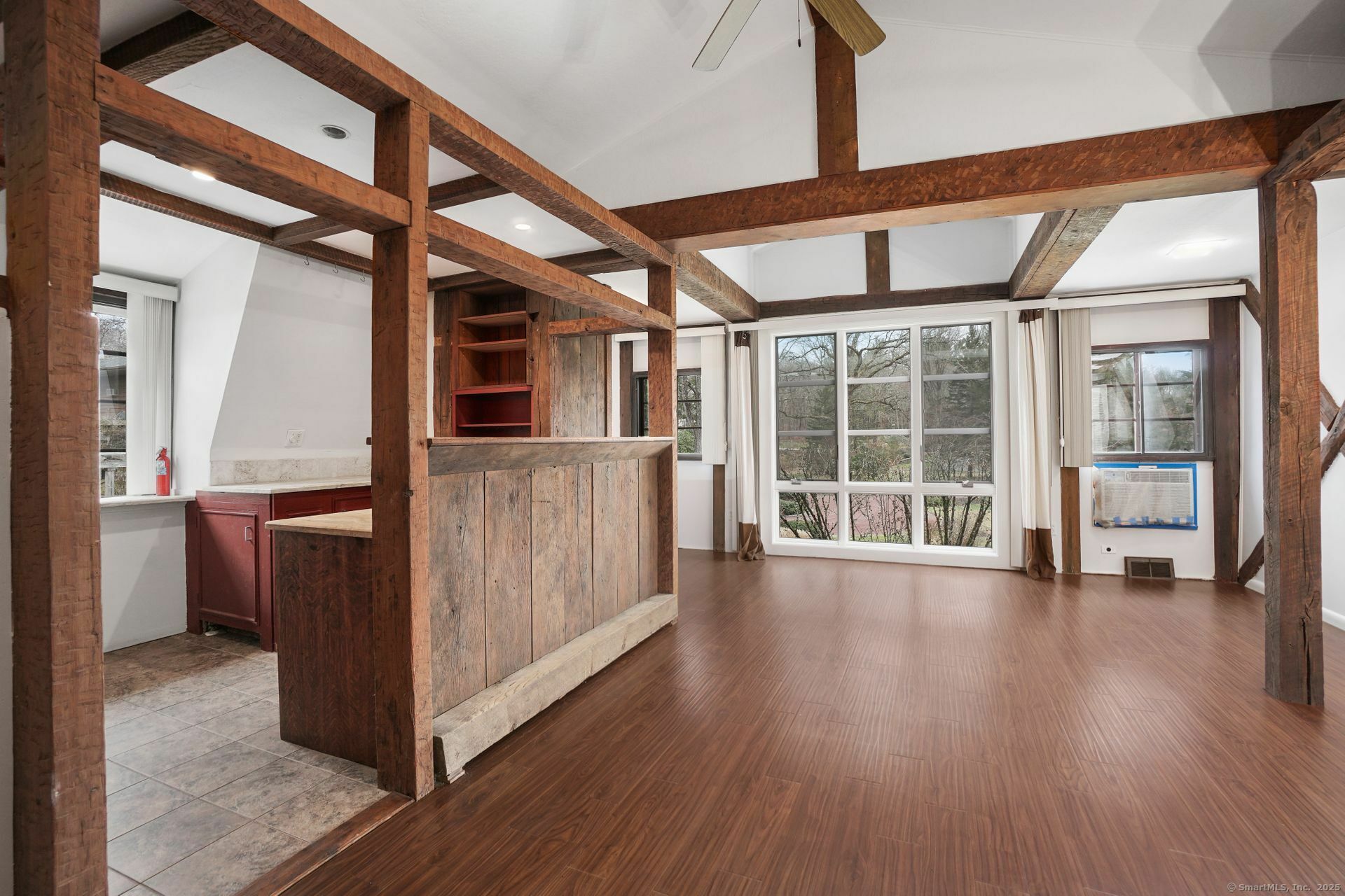 Property Photo: