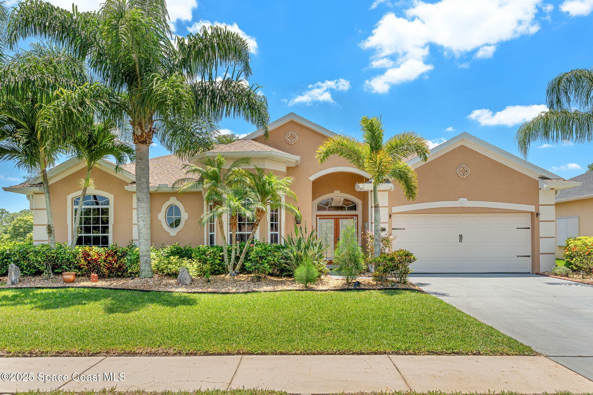 Property Photo: 373 Peaceful Place FL 32904