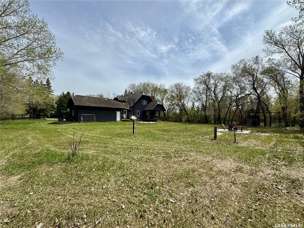 Property Photo: 31 Ridgedale Bay SK S4L 5B1