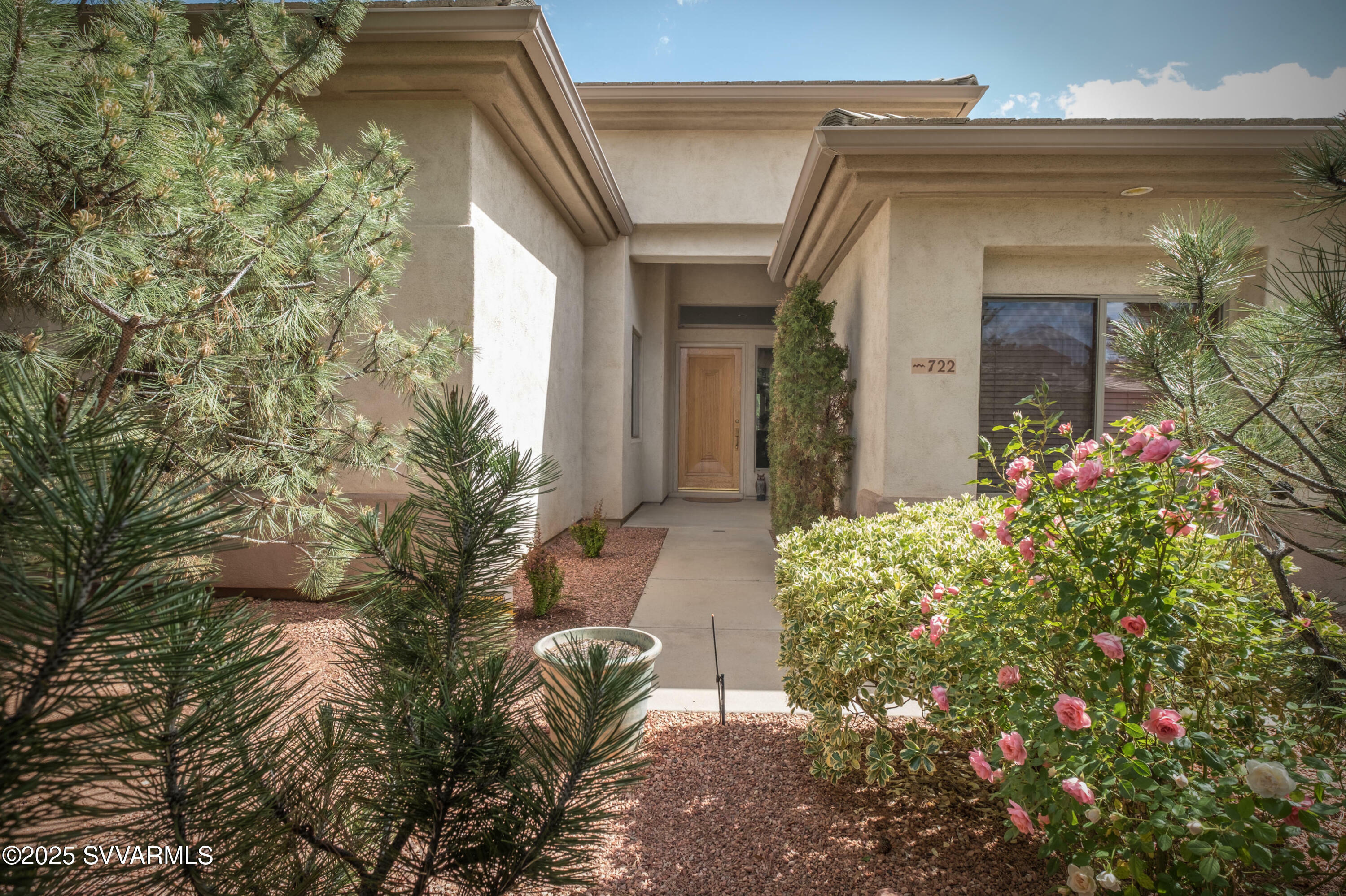 Property Photo: 722 Crown Ridge Rd AZ 86351