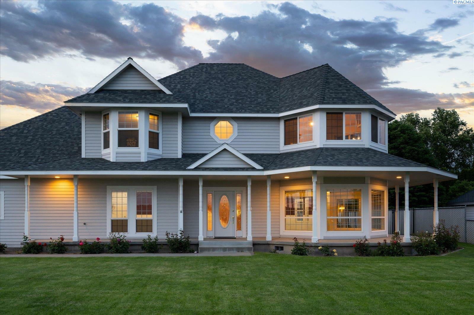 Property Photo: 3817 Road 110 WA 99301