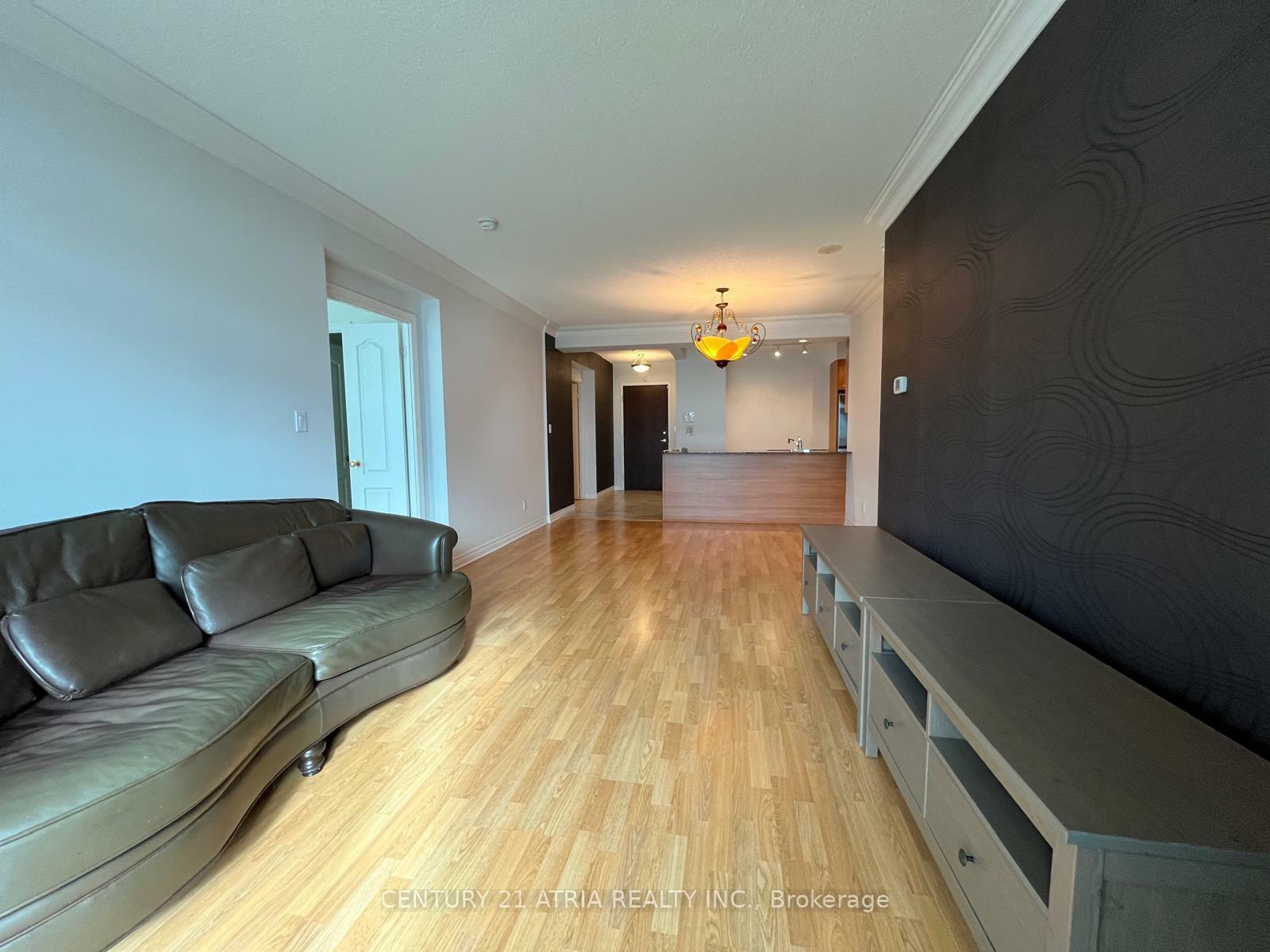 Property Photo: 88 Promenade Circle 908 ON L4J 9A4