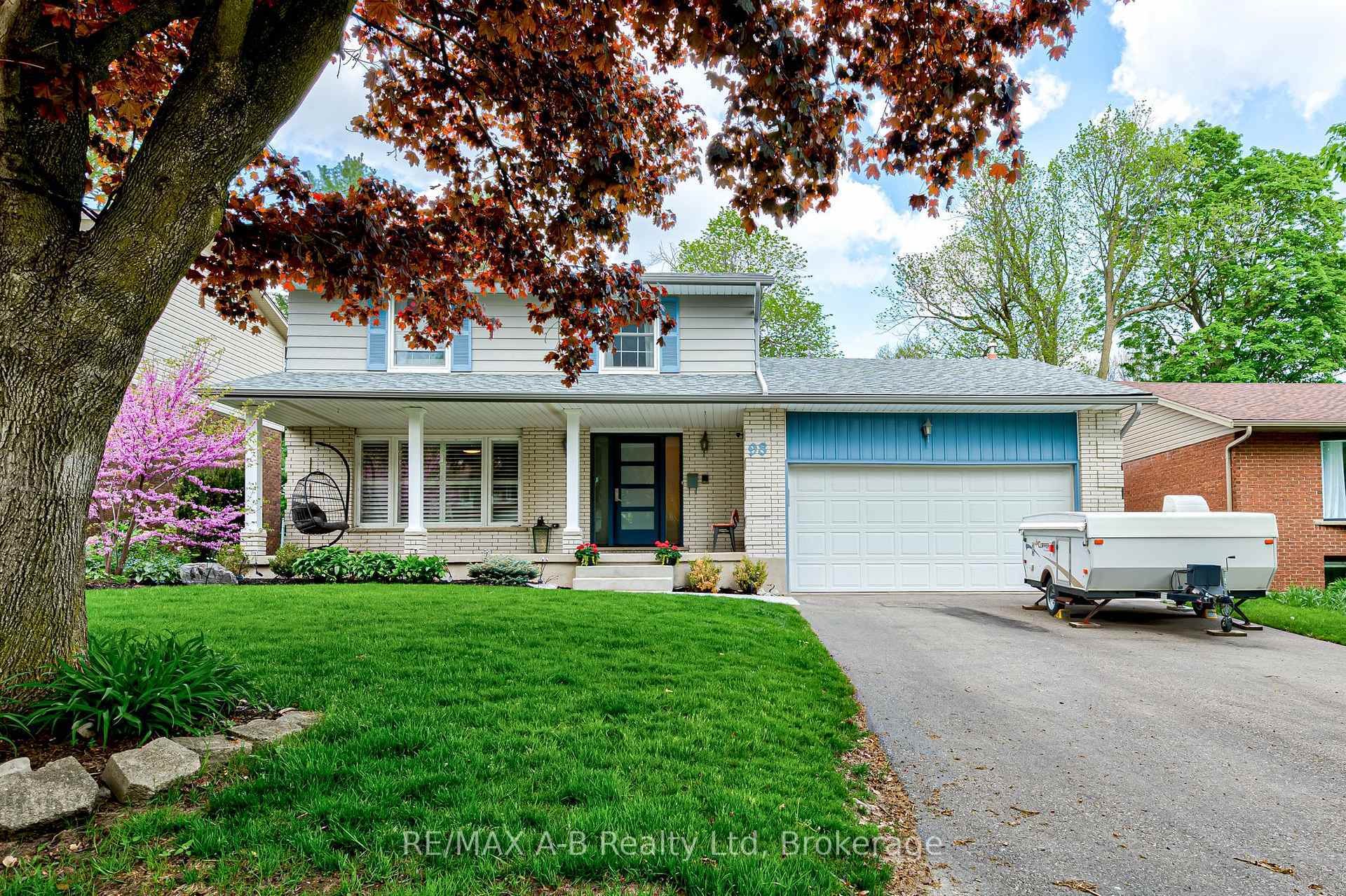Property Photo: 98 McCarron Crescent ON N2L 5N2