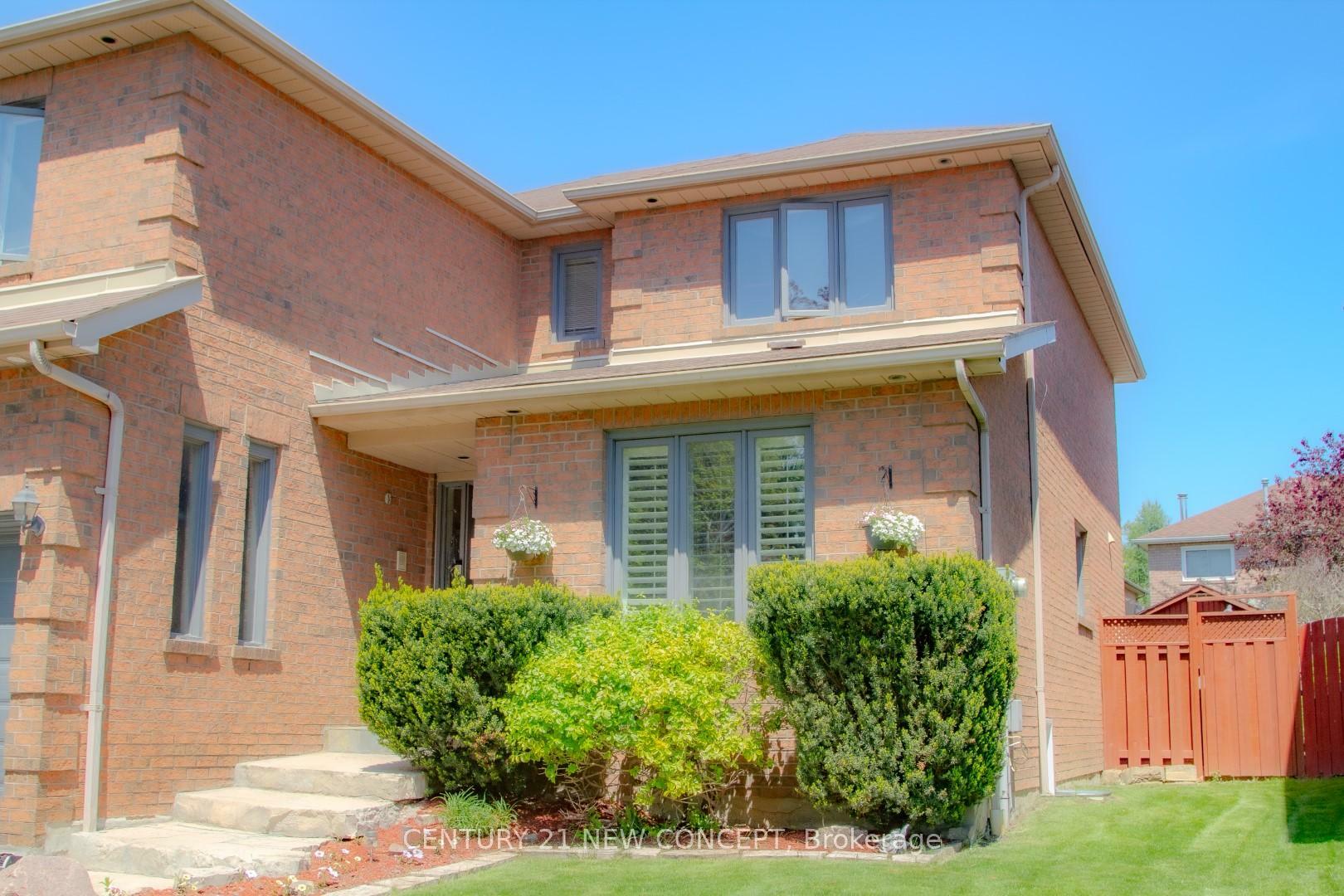 Photo de la propriété: 1497 Estes Crescent ON L5V 1M4