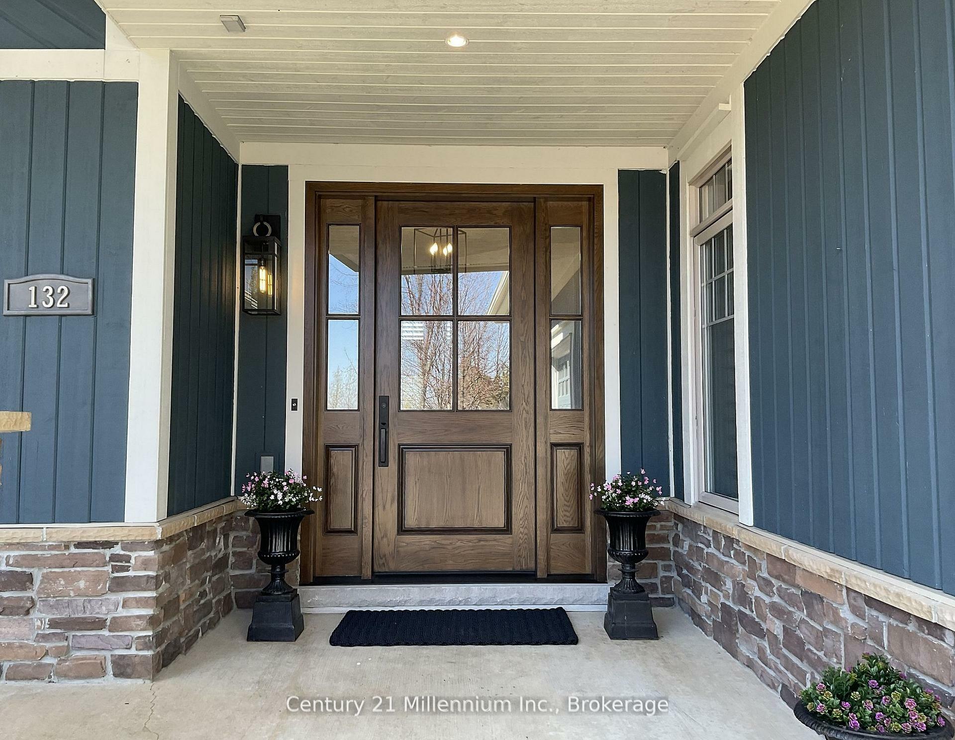 Property Photo:  132 Rankin'S Crescent  ON N0H 2P0 