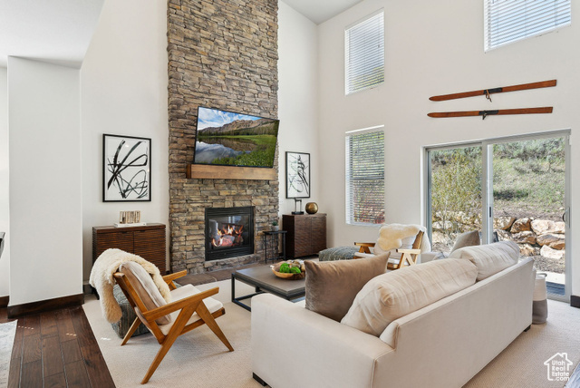 Property Photo: 995 W Abigail Dr W UT 84036