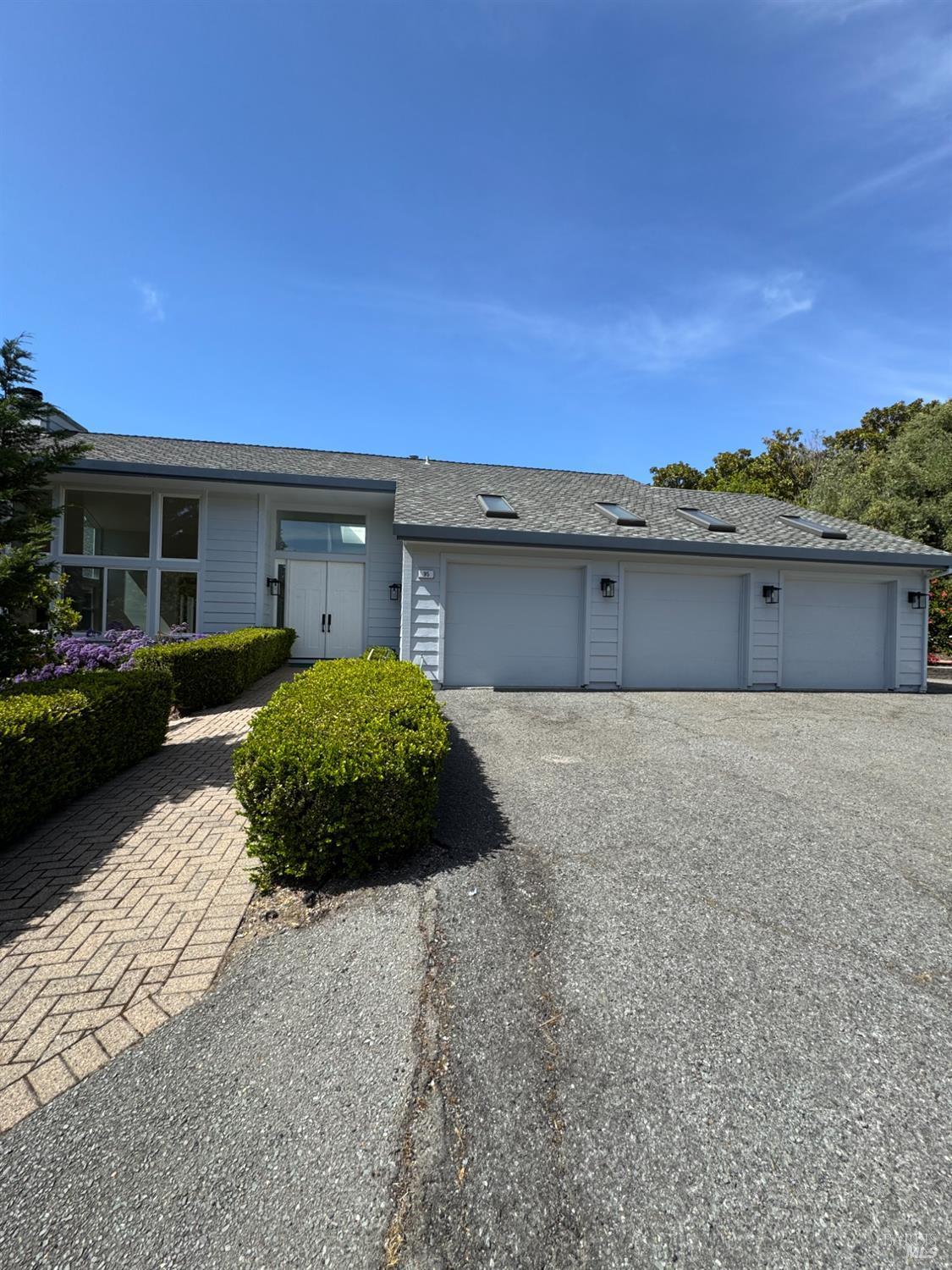 Property Photo: