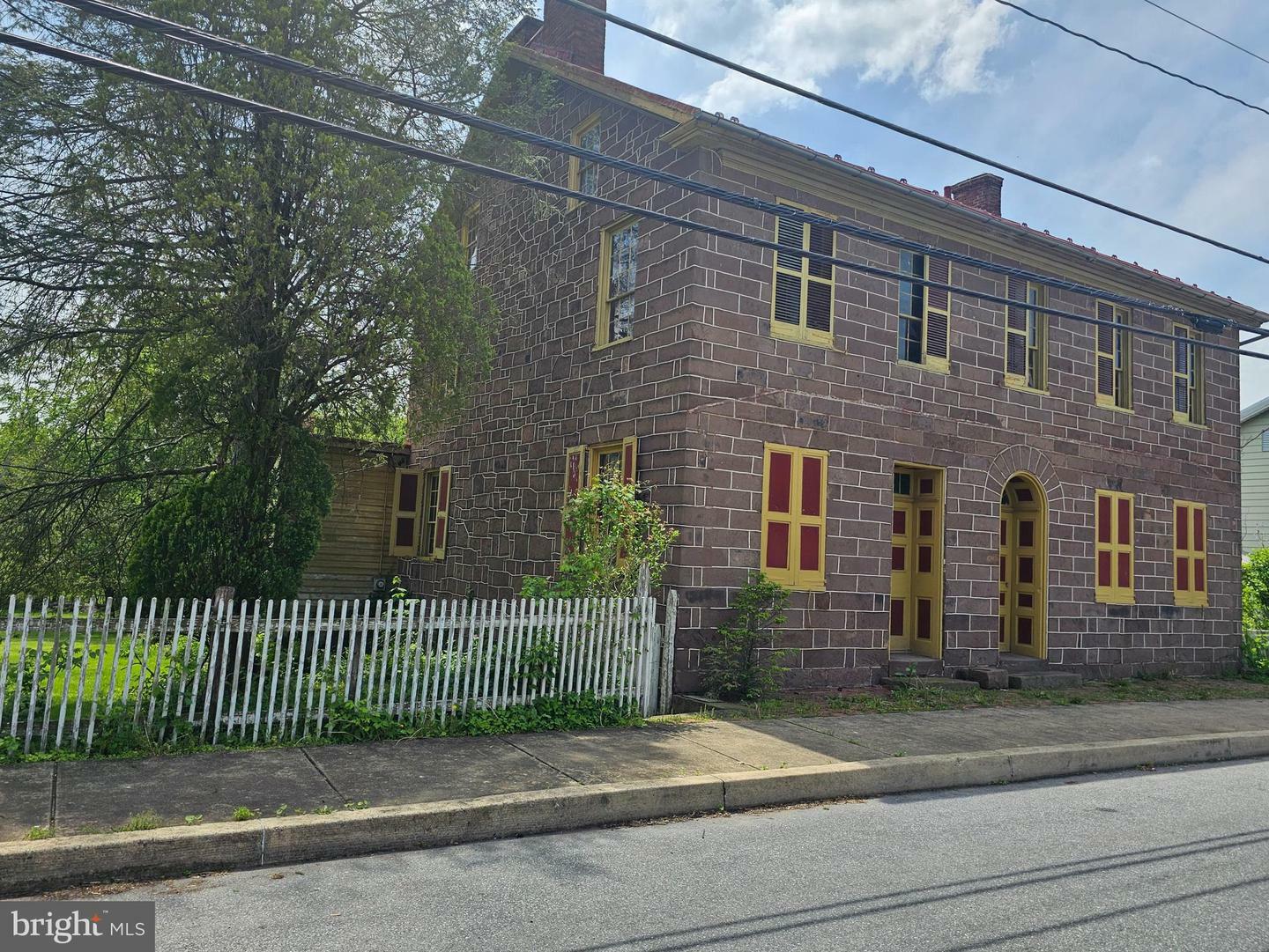 Property Photo: 302 W Front Street PA 17339