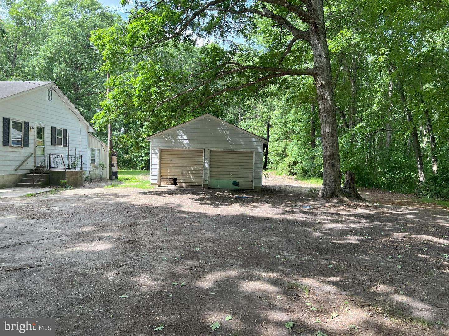 Property Photo: 14228 Oakley Road DE 19941
