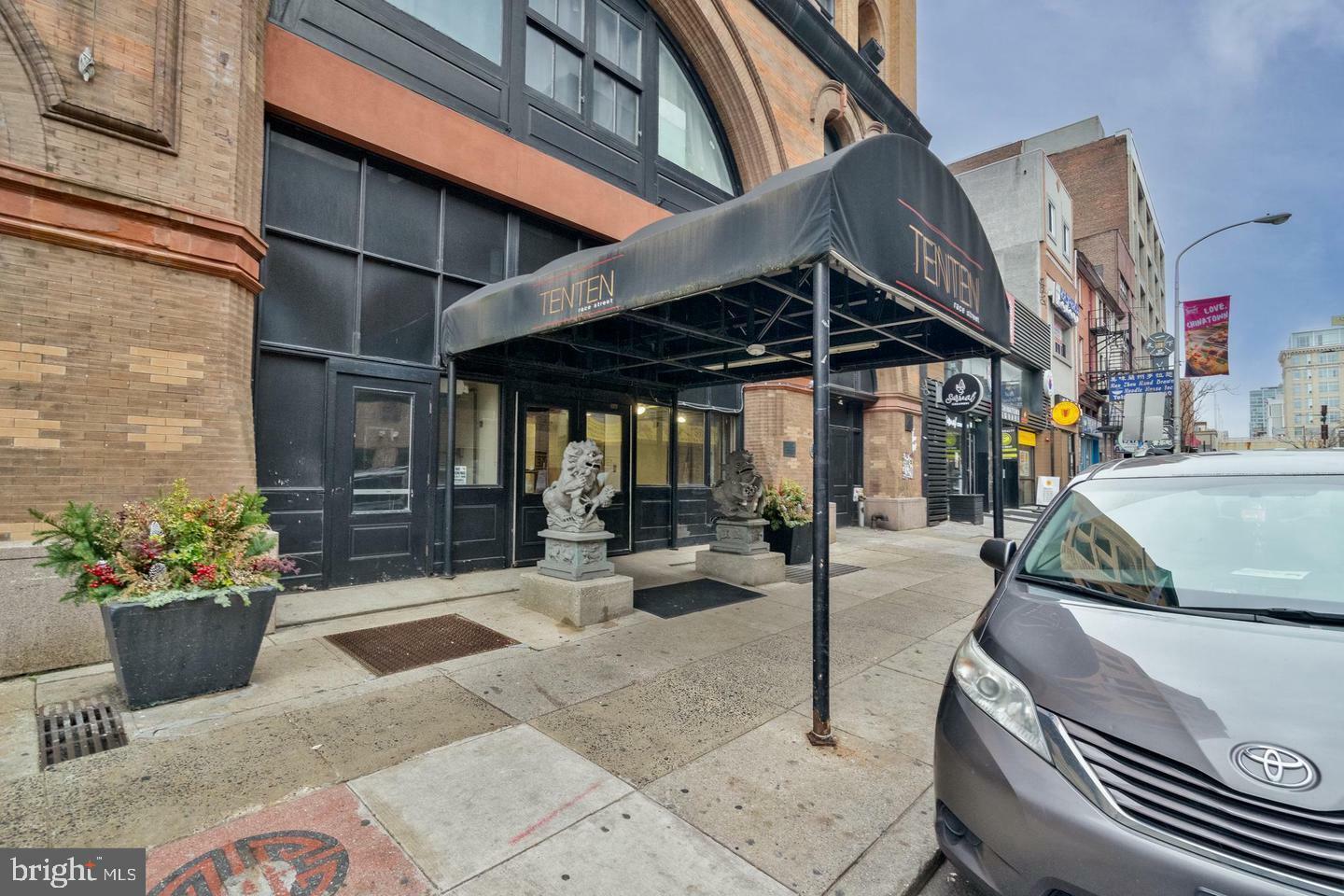 Property Photo: 1010 Race Street Ph H PA 19107