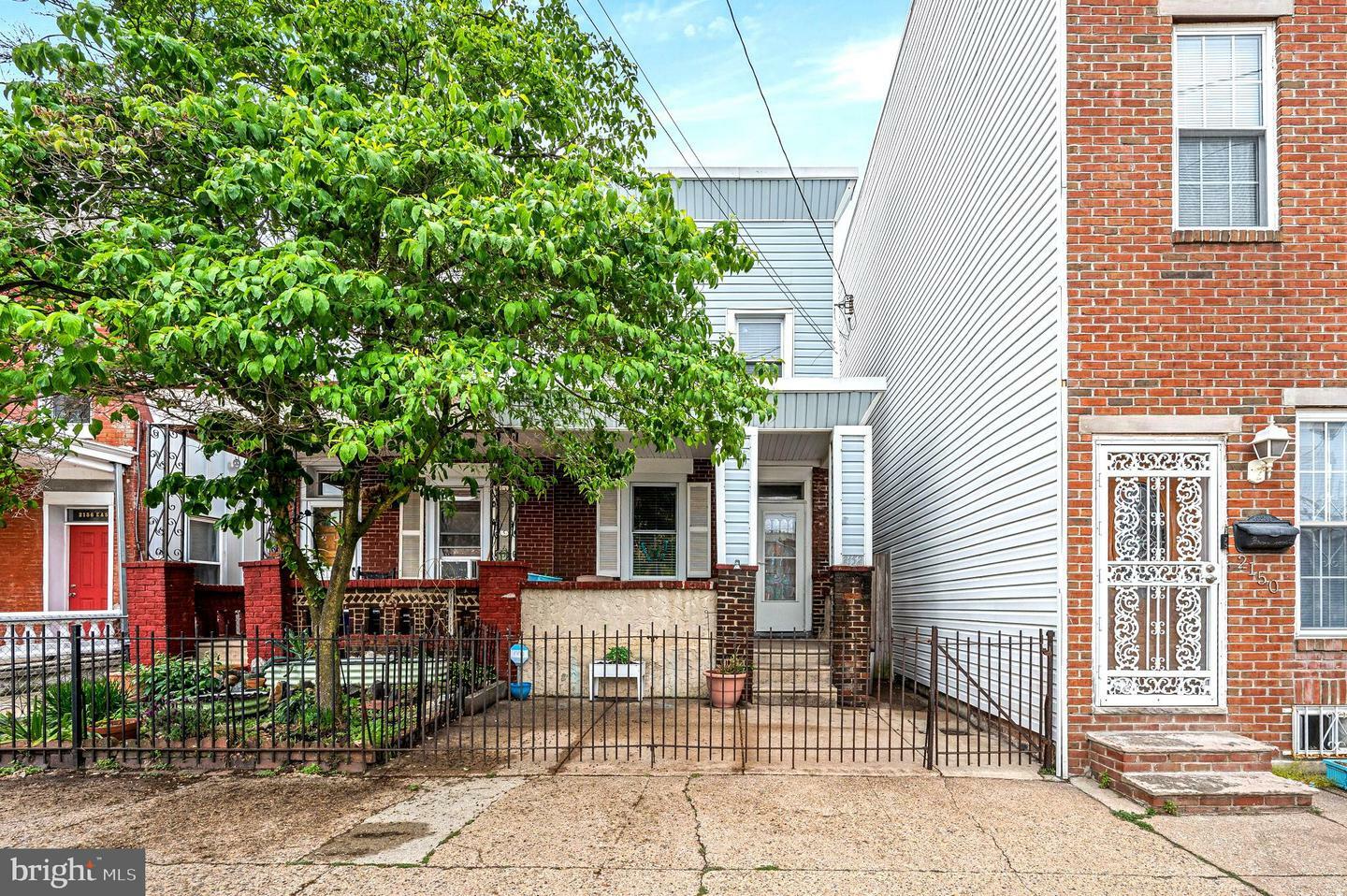 2152 E York Street  Philadelphia PA 19125 photo